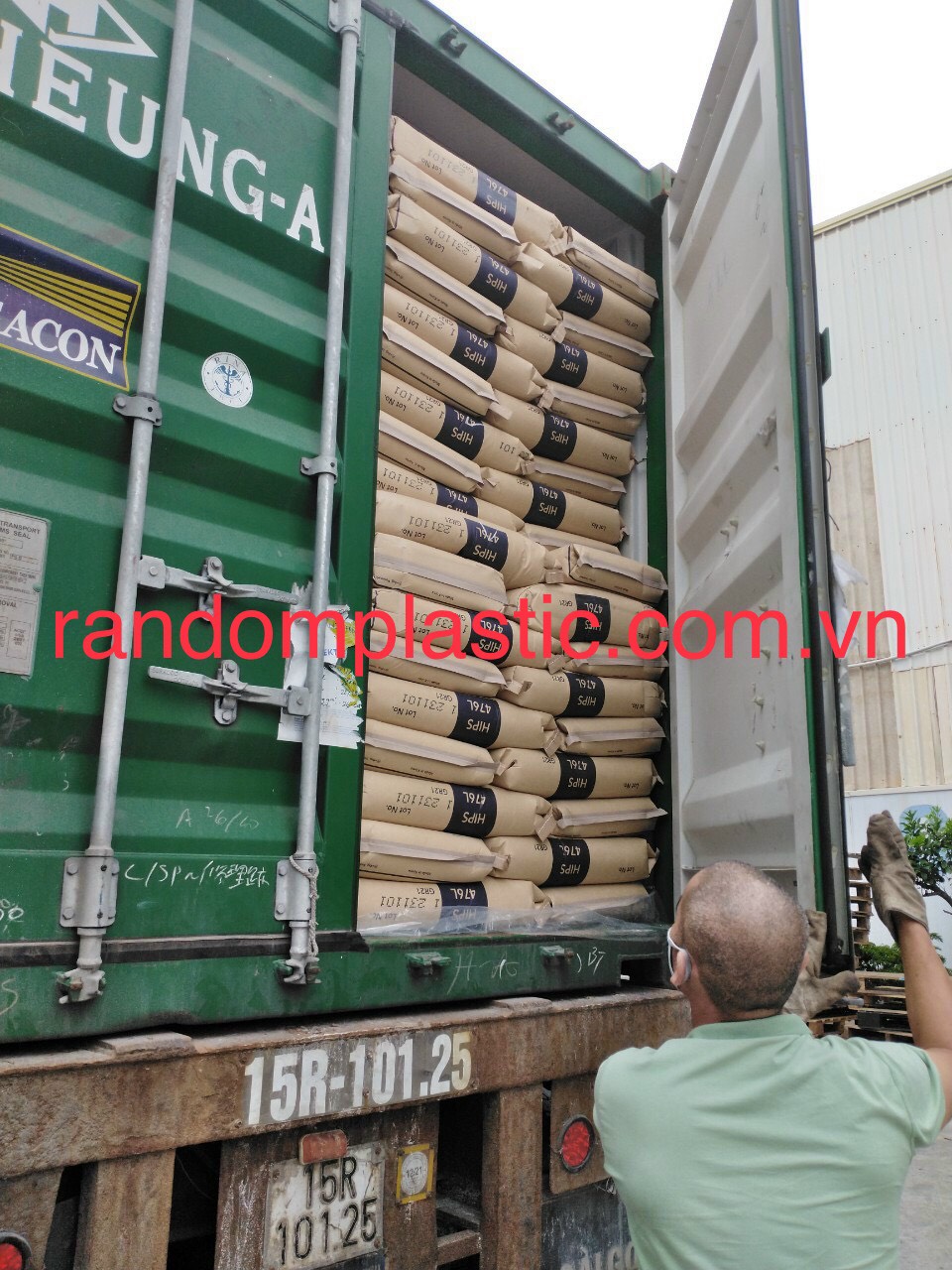 HAT NHỰA NGUYÊN SINH HIPS 476L