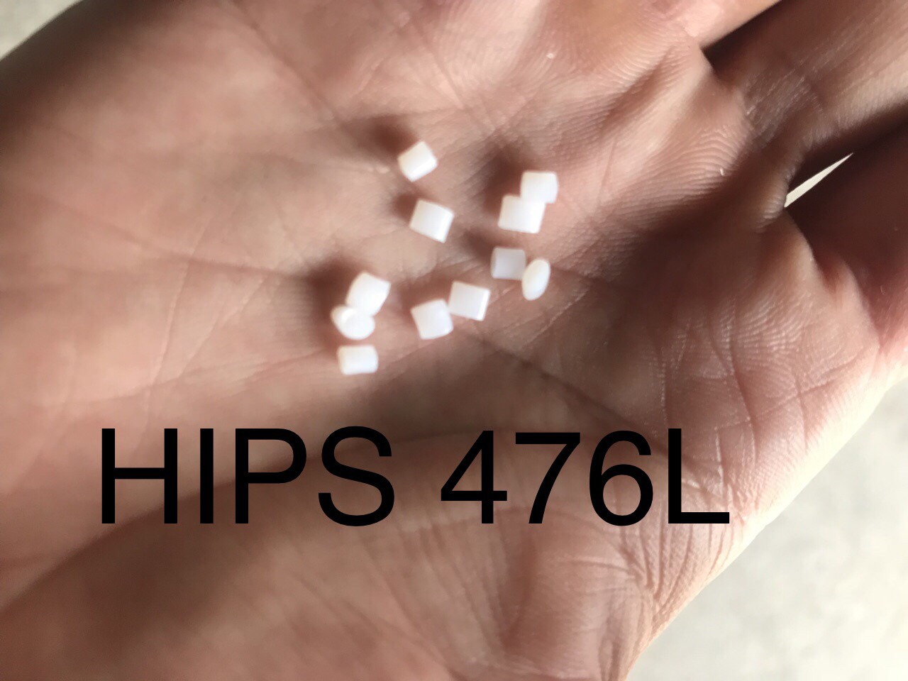 HAT NHỰA NGUYÊN SINH HIPS 476L